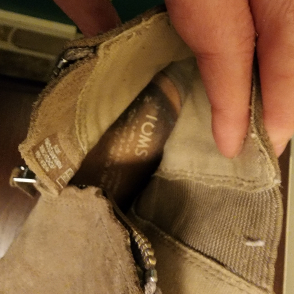 TOMS Lunata Suede Distressed Stacked Heel AnkleBootie Size 7.5 - Picture 11 of 13